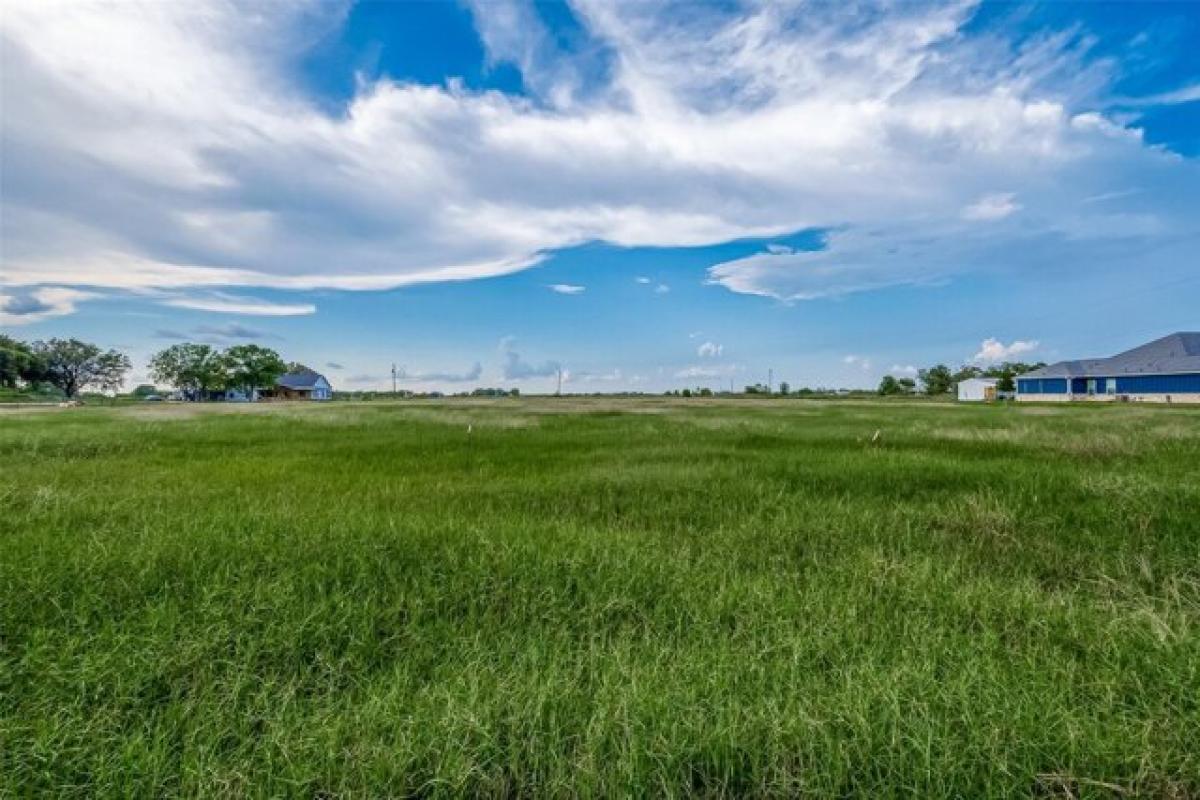 Picture of Residential Land For Sale in East Bernard, Texas, United States