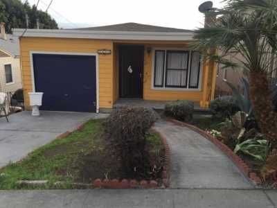 Home For Rent in Oakland, California