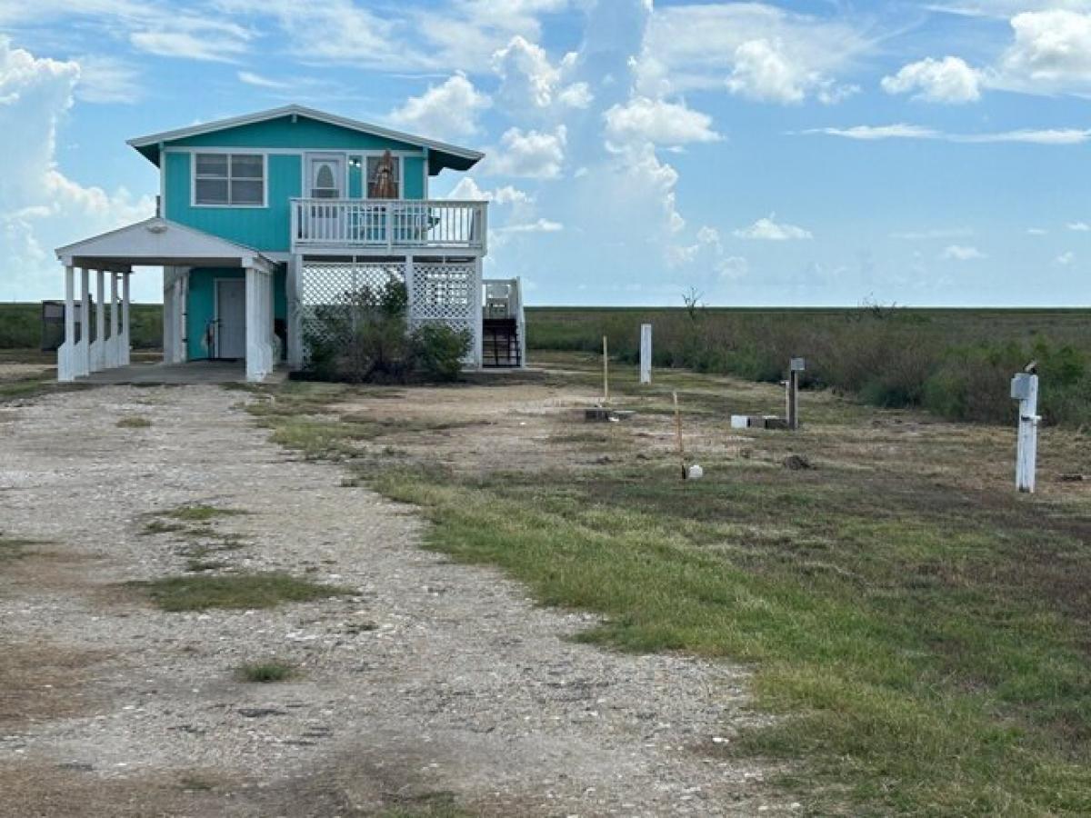 Picture of Home For Sale in Matagorda, Texas, United States