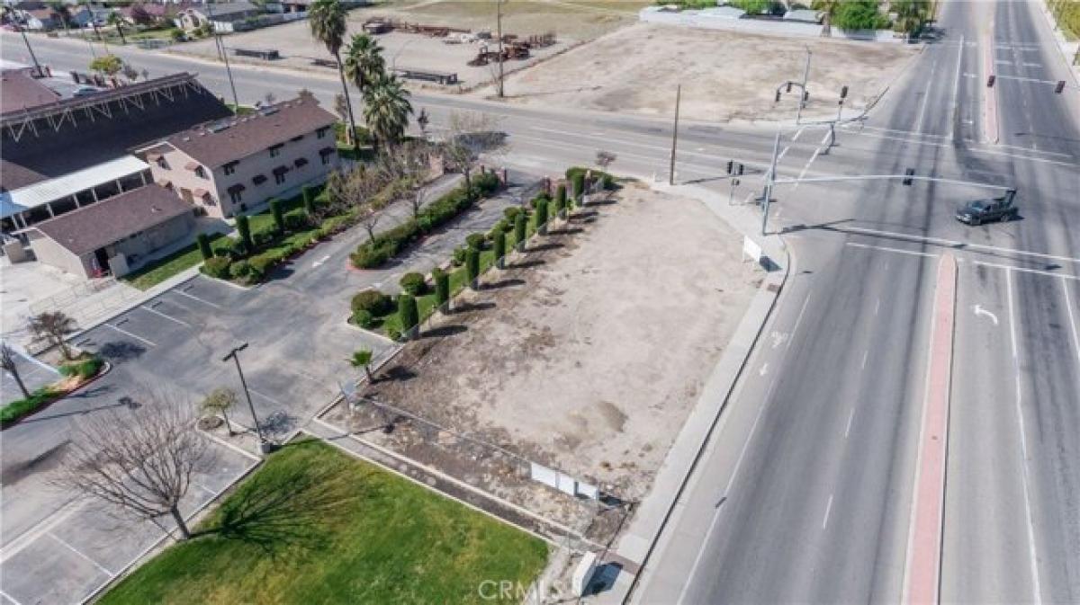 Picture of Residential Land For Sale in Fresno, California, United States