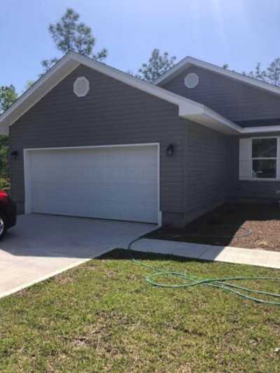 Home For Sale in Defuniak Springs, Florida