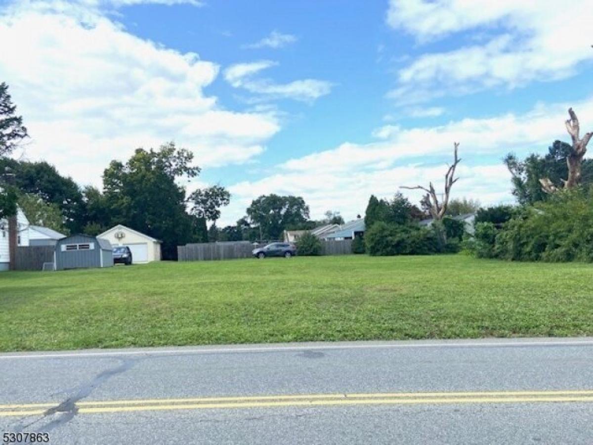 Picture of Residential Land For Sale in Alpha, New Jersey, United States