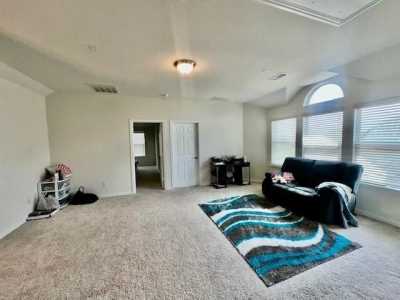 Home For Rent in Red Oak, Texas