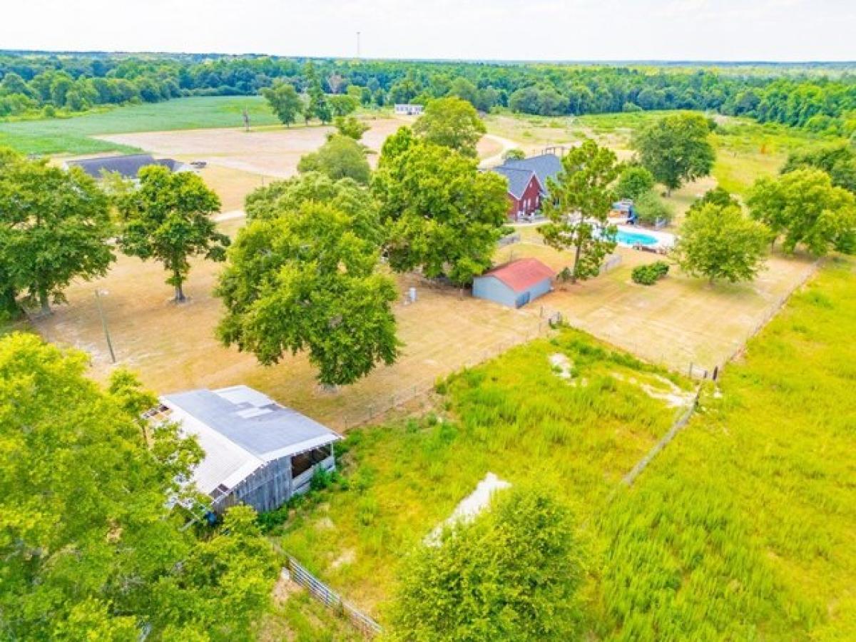 Picture of Home For Sale in Alma, Georgia, United States