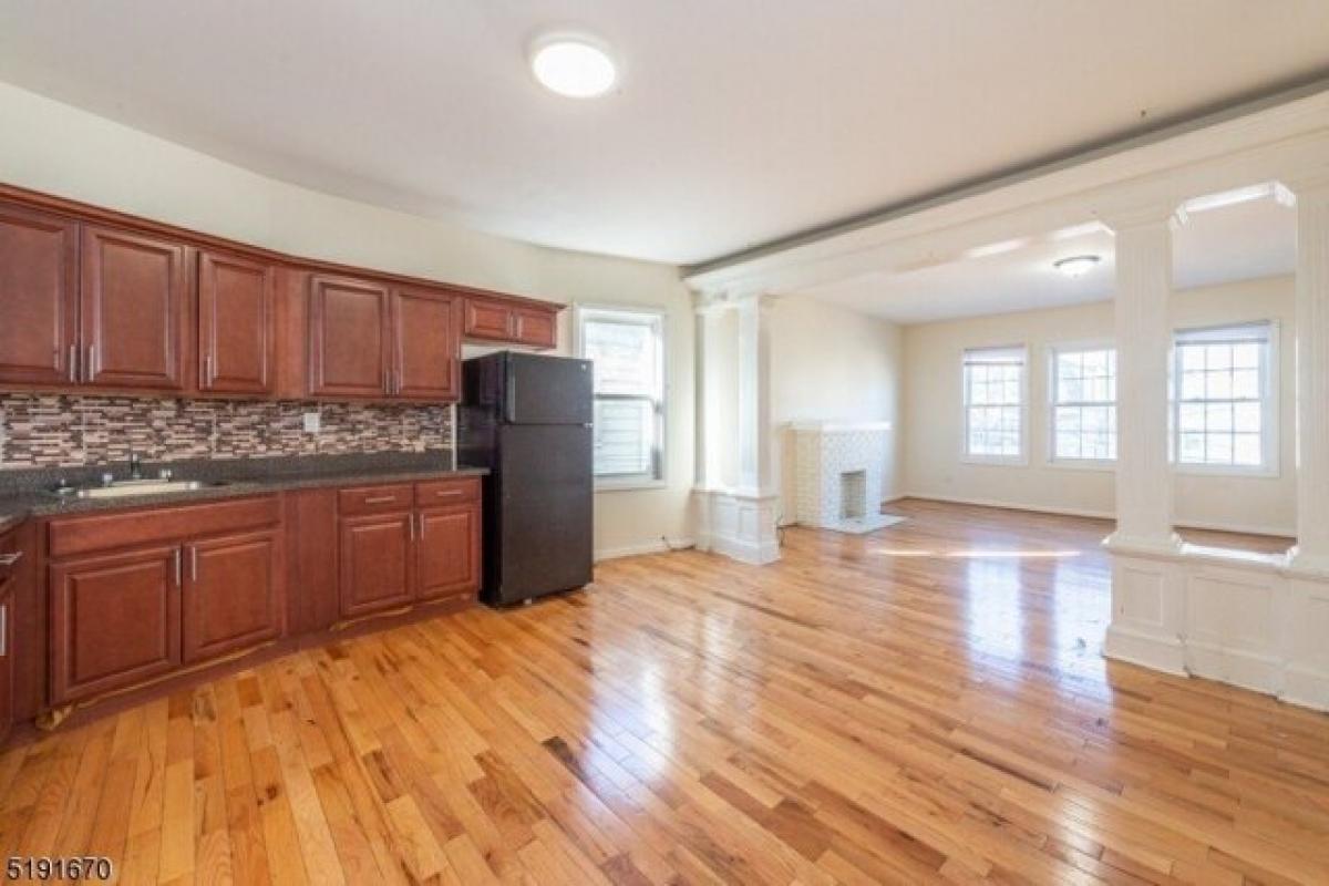 Picture of Apartment For Rent in Newark, New Jersey, United States