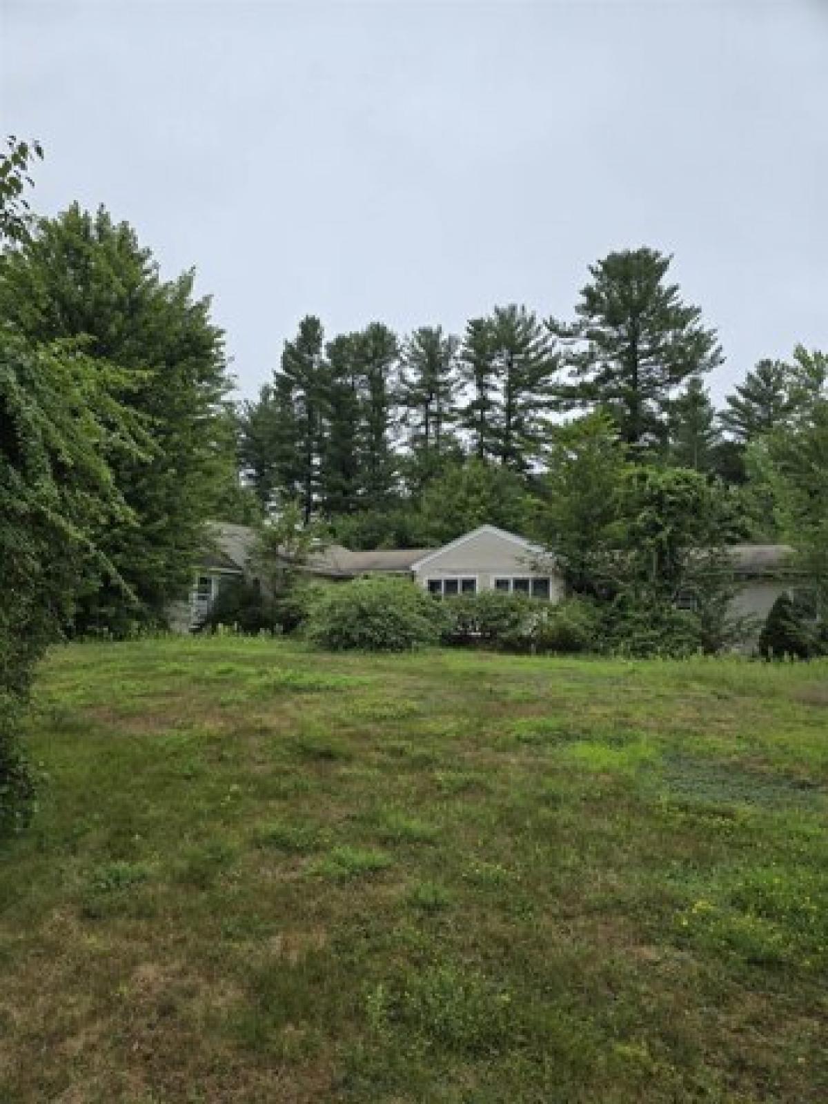 Picture of Home For Sale in Londonderry, New Hampshire, United States