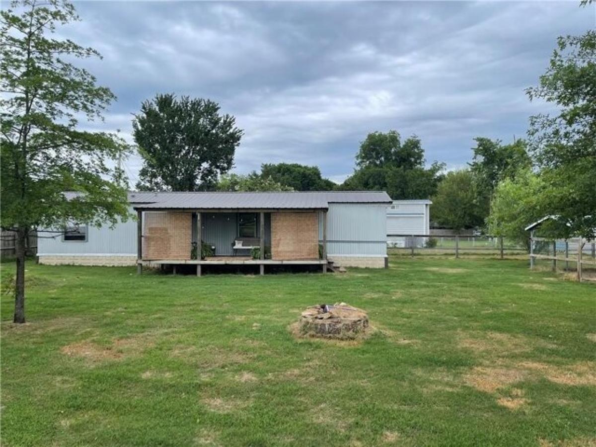 Picture of Home For Sale in Ozark, Arkansas, United States