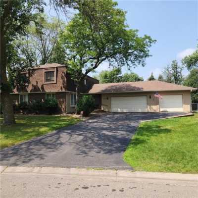 Home For Sale in Plymouth, Minnesota