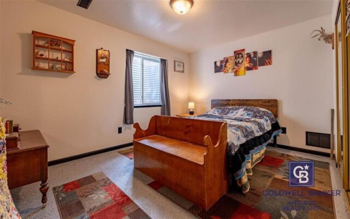 Picture of Home For Sale in Cody, Wyoming, United States