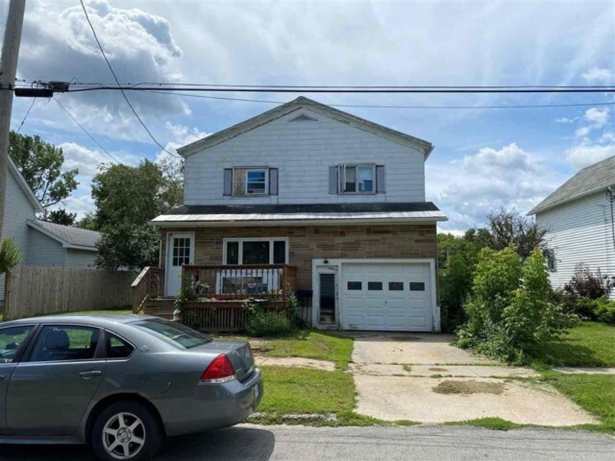 Picture of Home For Sale in Massena, New York, United States