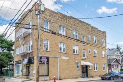 Apartment For Rent in Clifton, New Jersey