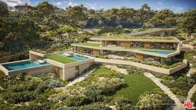 Residential Land For Sale in Studio City, California