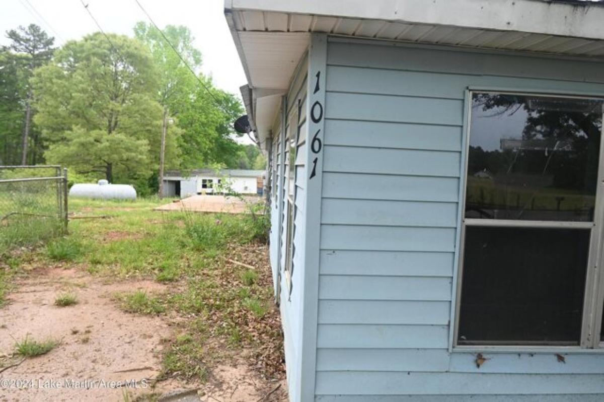 Picture of Home For Sale in Lafayette, Alabama, United States