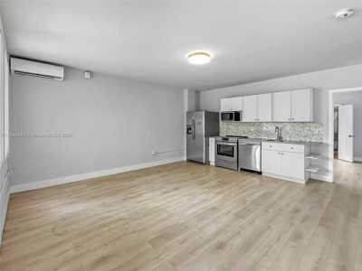 Apartment For Rent in South Miami, Florida