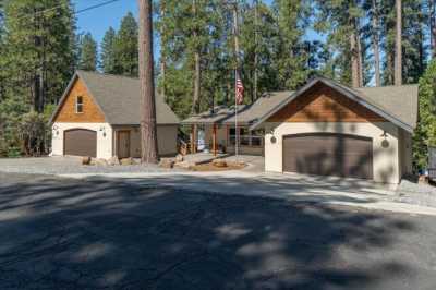 Home For Sale in Arnold, California