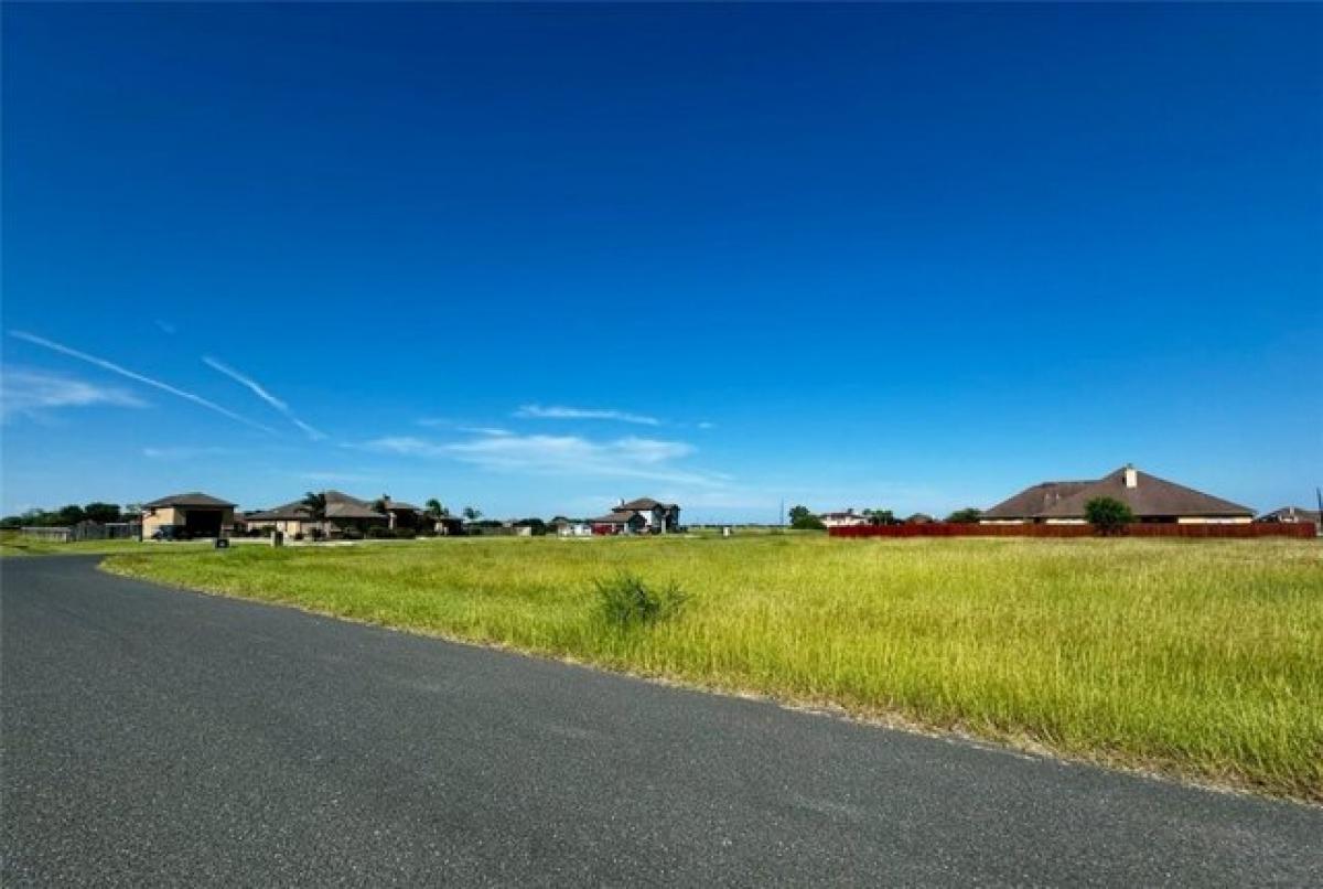 Picture of Residential Land For Sale in Corpus Christi, Texas, United States