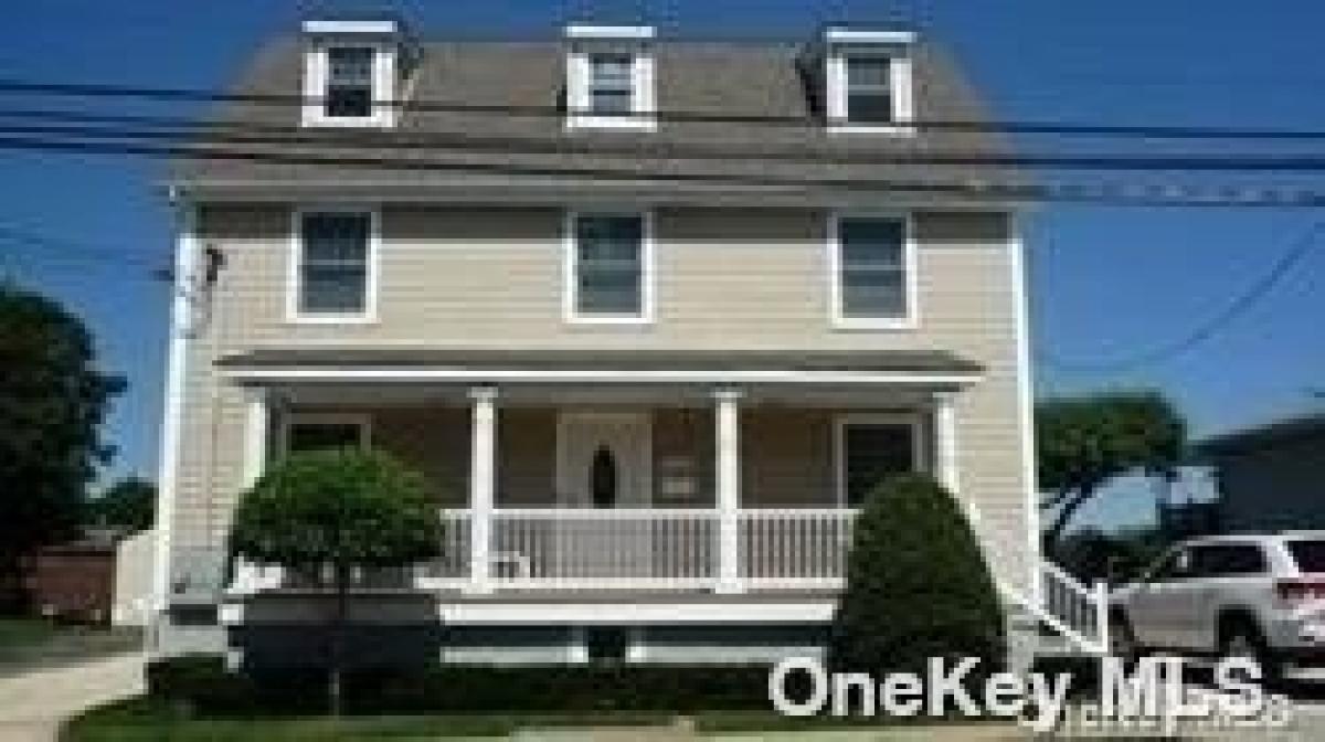 Picture of Home For Rent in Glen Cove, New York, United States