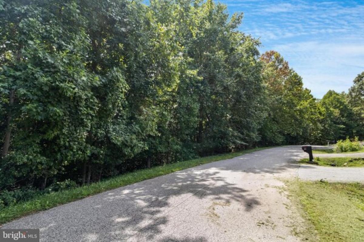 Picture of Residential Land For Rent in Lusby, Maryland, United States