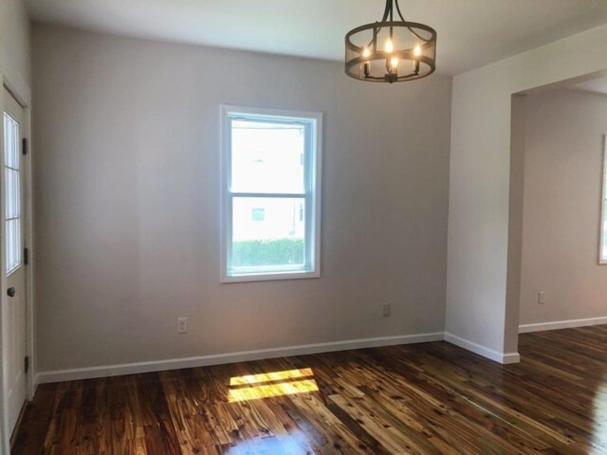 Picture of Home For Rent in Waltham, Massachusetts, United States