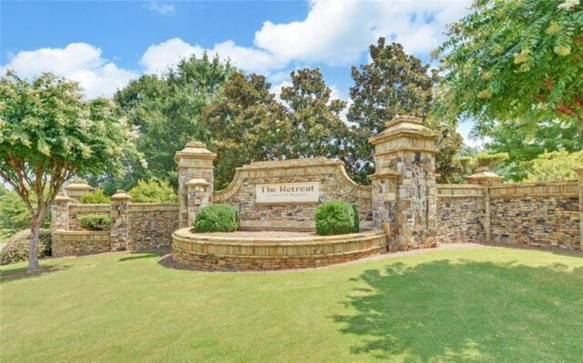 Picture of Residential Land For Sale in Flowery Branch, Georgia, United States