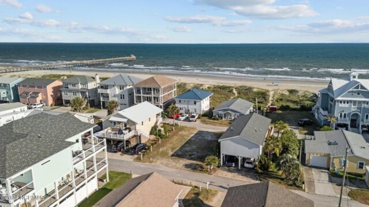 Picture of Residential Land For Sale in Atlantic Beach, North Carolina, United States