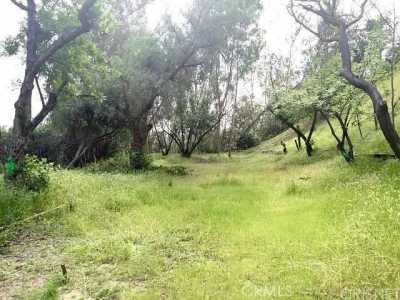 Residential Land For Sale in Tarzana, California