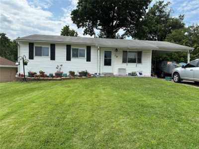 Home For Sale in Maryland Heights, Missouri