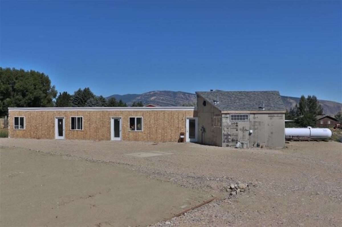 Picture of Home For Sale in Cody, Wyoming, United States