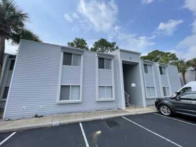 Home For Rent in Shalimar, Florida