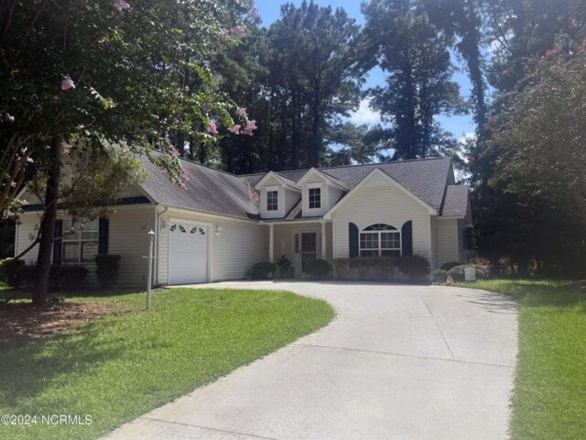 Picture of Home For Sale in Swansboro, North Carolina, United States