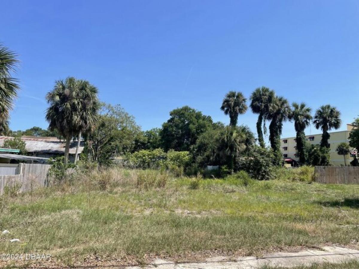 Picture of Residential Land For Sale in Daytona Beach, Florida, United States