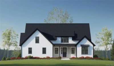 Home For Sale in Hopewell Junction, New York