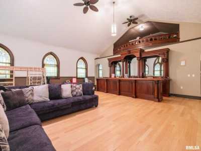 Home For Sale in Emden, Illinois