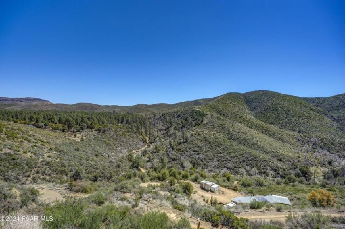 Picture of Home For Sale in Mayer, Arizona, United States