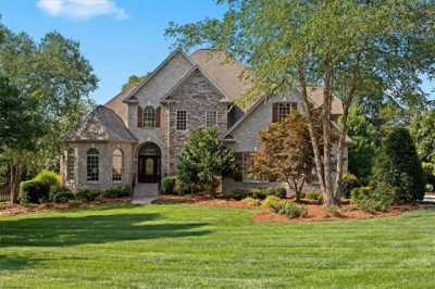 Home For Sale in Oak Ridge, North Carolina