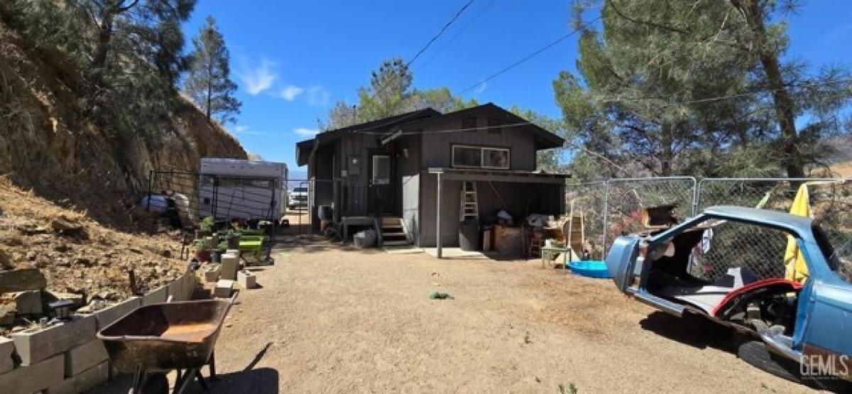 Picture of Home For Sale in Wofford Heights, California, United States