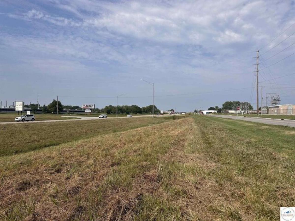 Picture of Residential Land For Sale in Clinton, Missouri, United States