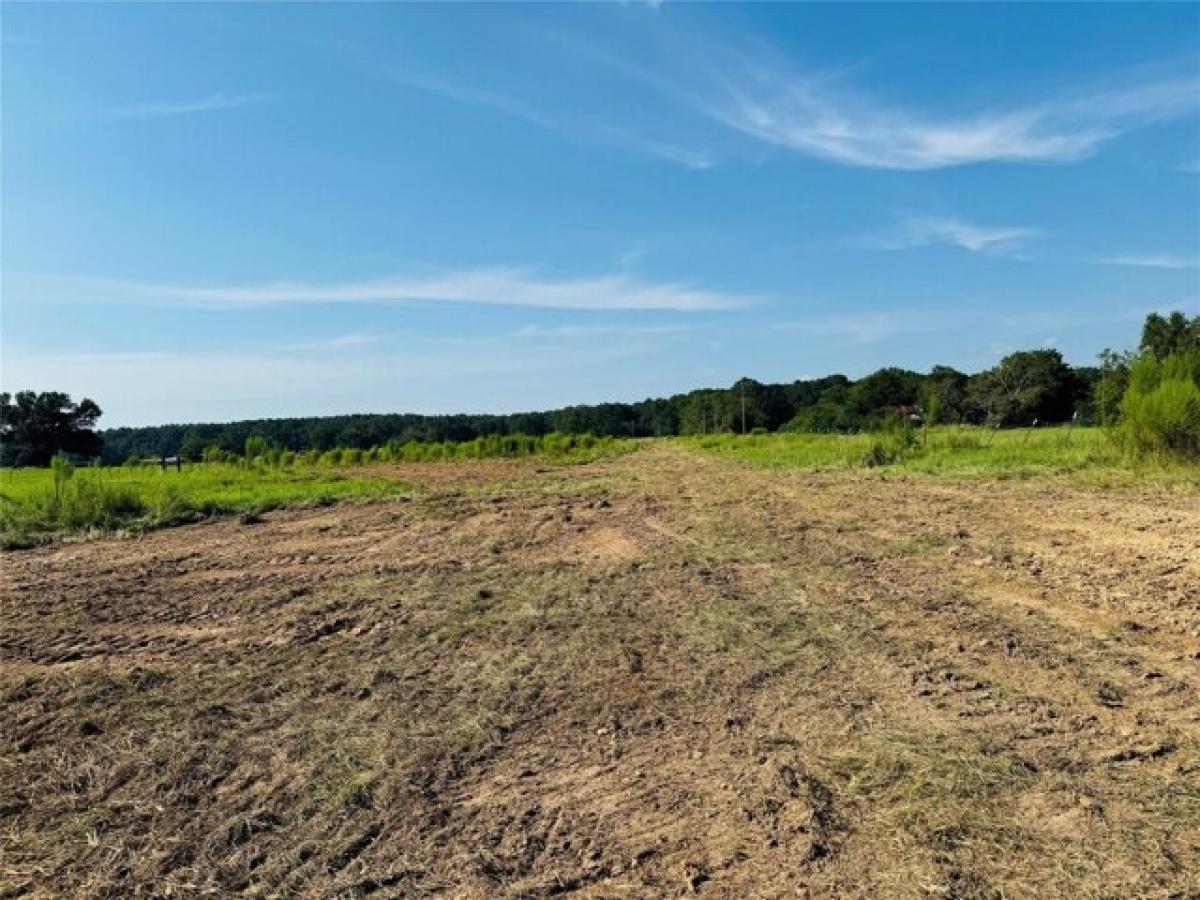 Picture of Residential Land For Sale in Keithville, Louisiana, United States