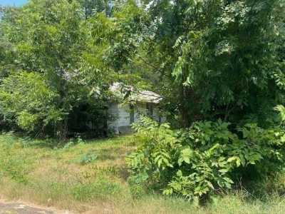 Home For Sale in Hope, Arkansas