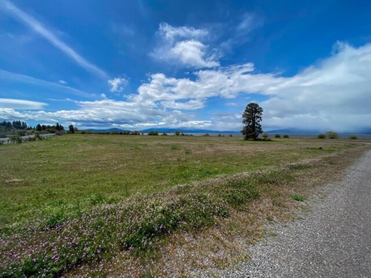 Picture of Residential Land For Sale in Chiloquin, Oregon, United States