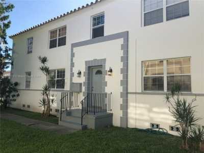 Apartment For Rent in Coral Gables, Florida