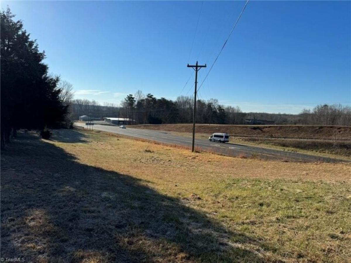 Picture of Residential Land For Sale in Reidsville, North Carolina, United States