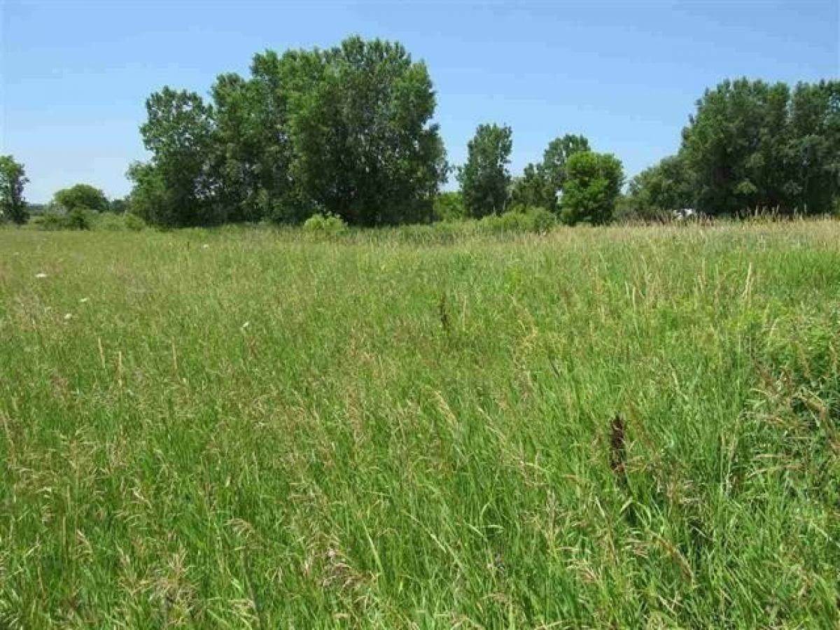 Picture of Residential Land For Sale in Appleton, Wisconsin, United States