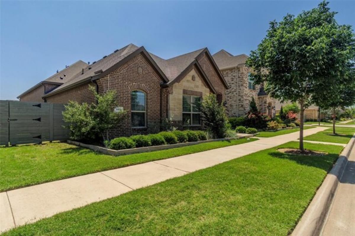 Picture of Home For Sale in Argyle, Texas, United States