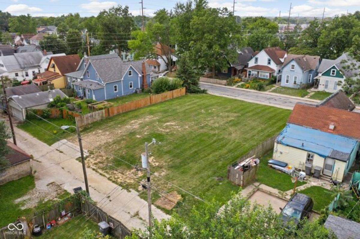 Picture of Residential Land For Sale in Indianapolis, Indiana, United States