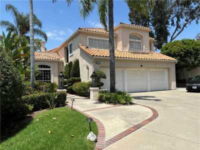 Home For Sale in Tustin, California