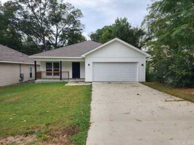 Home For Rent in Benton, Arkansas