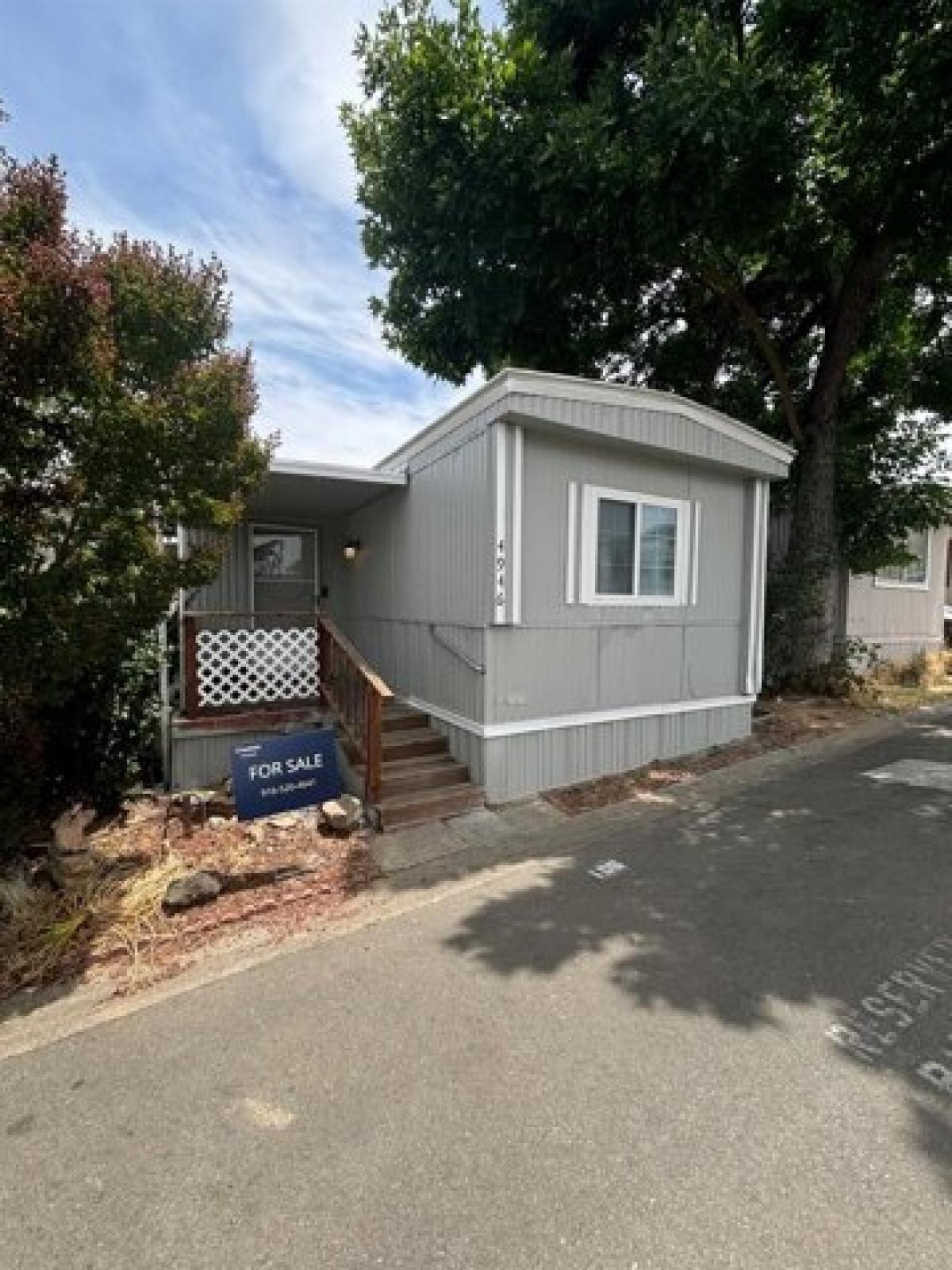 Picture of Home For Sale in North Highlands, California, United States