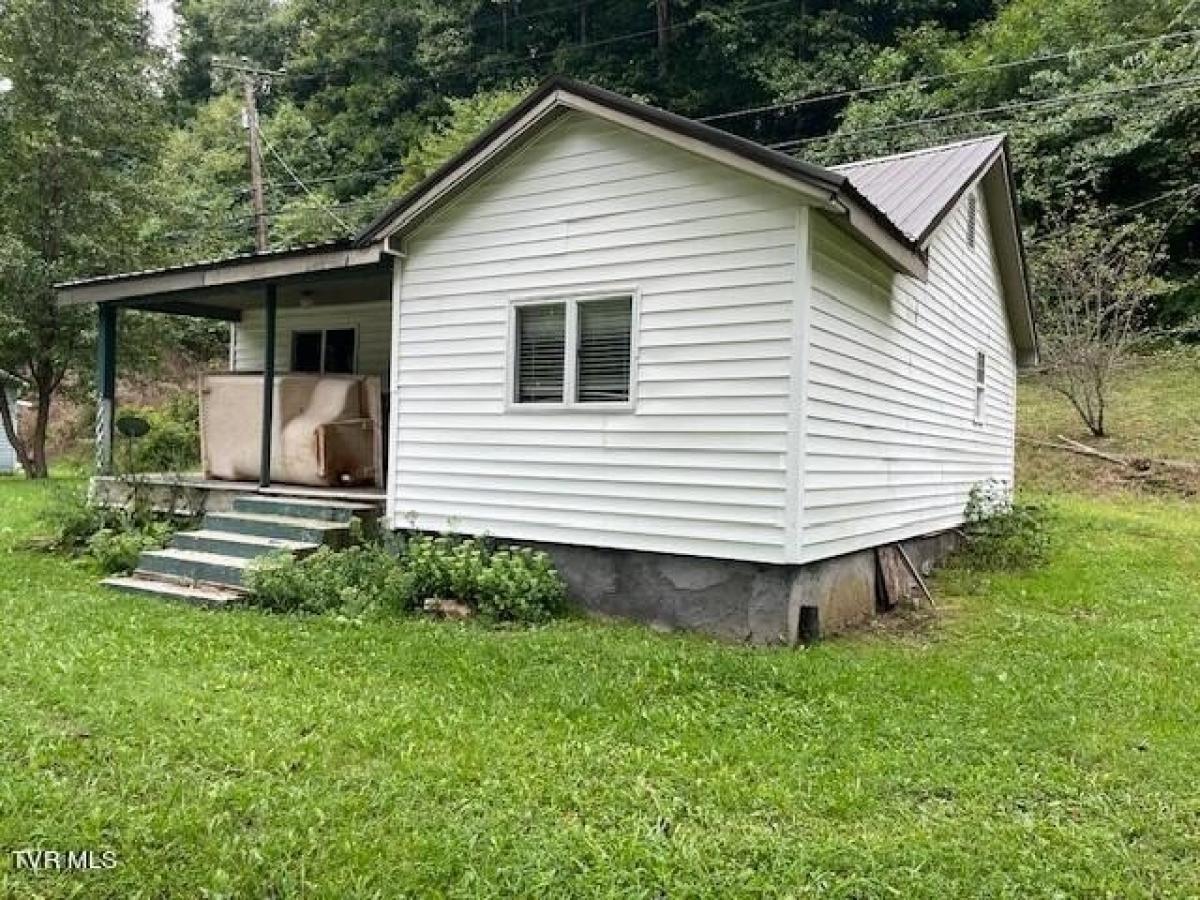 Picture of Home For Sale in Pound, Virginia, United States