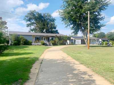 Home For Sale in Donalsonville, Georgia